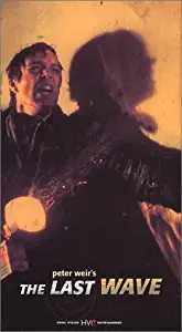 The Last Wave [VHS]